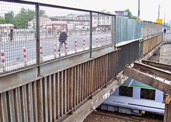 The horror flyover in Warsaw. The renovation has been postponed for 20 years
